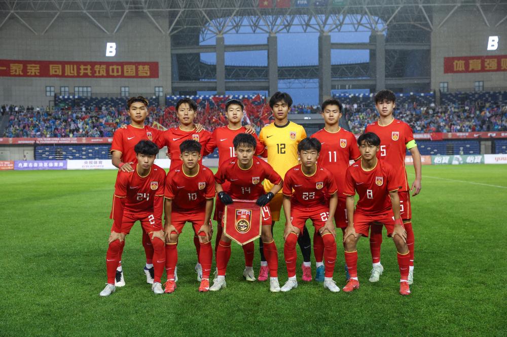 广东男篮防守稳固力克上海